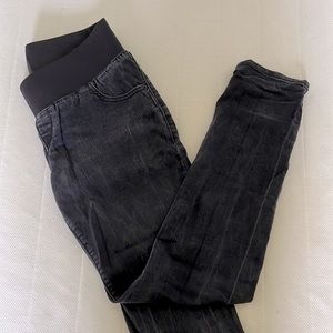 Old Navy Maternity Jeans